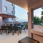 Apartment Bella Figura I Makarska